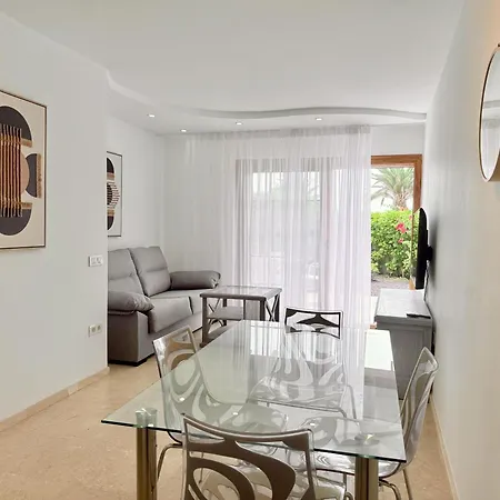 Playa Del Duque Beachside - Renovated 1br Pd1 Apartamento *